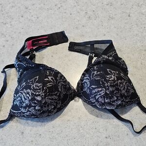 La SENZA Hello Sugar 32B Black Bra with Silver Floral Lace